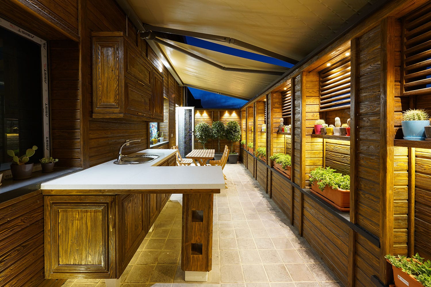 Hotels & hospitality